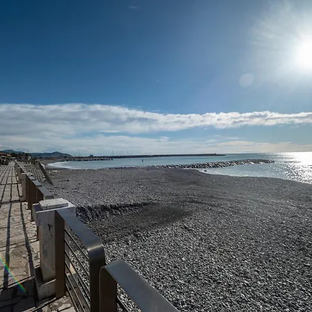 Lord Nelson App 3 * Chiavari